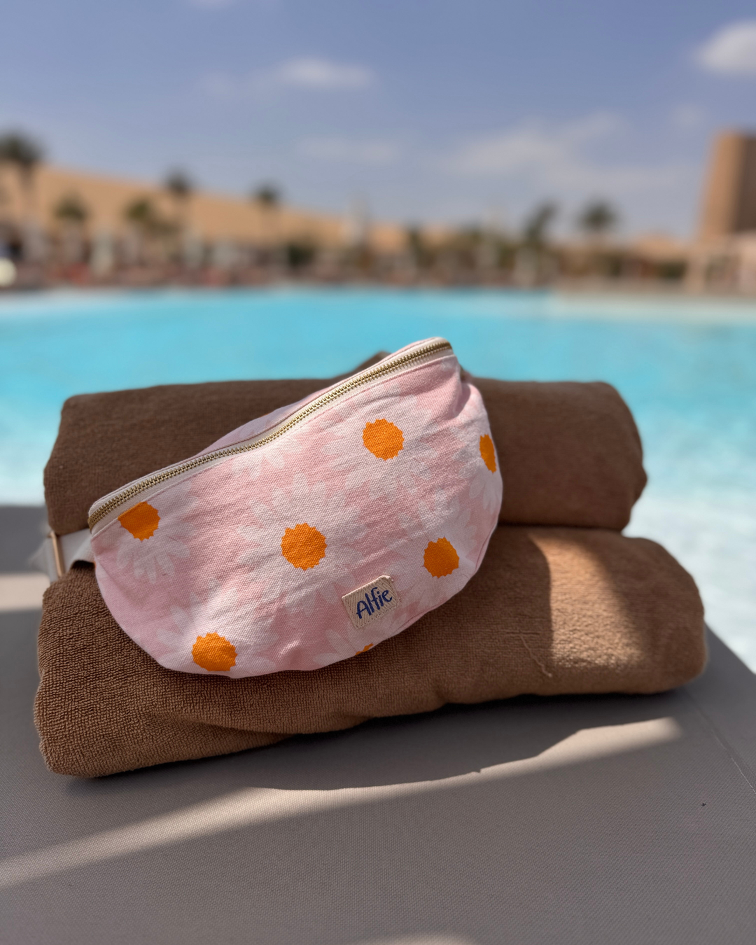 Fanny pack - Adult size - Daisy till Abu Dhabi